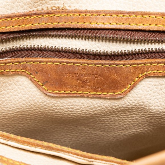 LOUIS VUITTON Bucket Monogram GM (LARGE!) - Picture 9 of 13